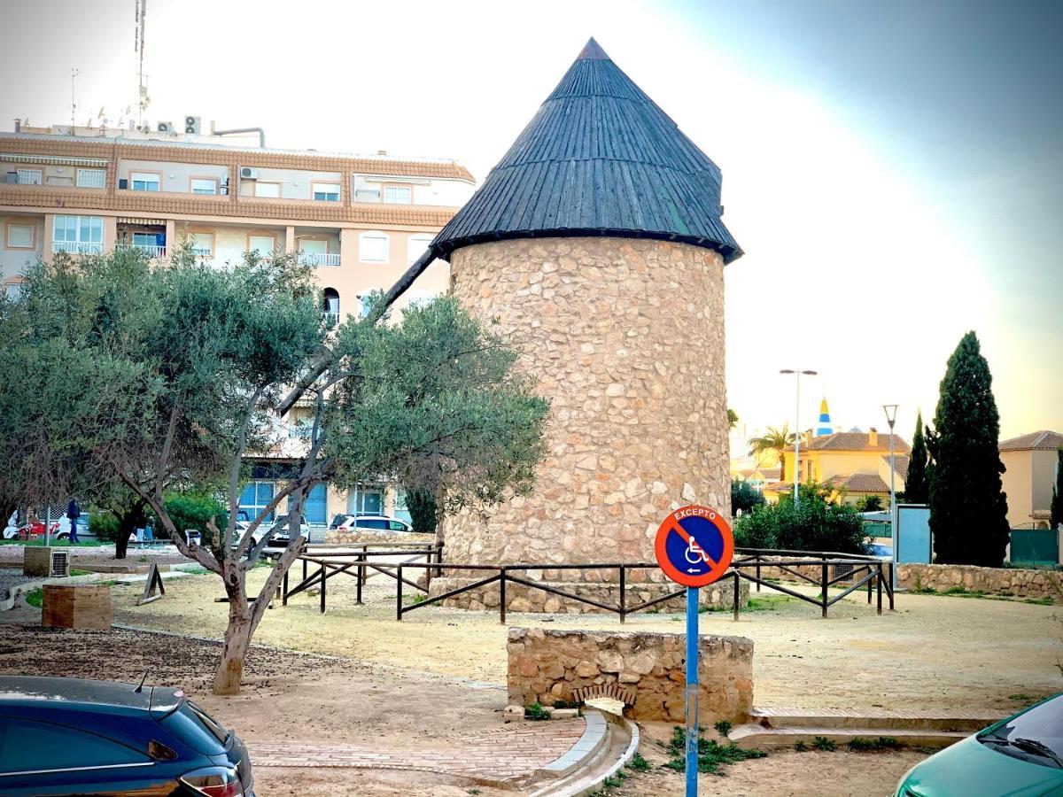 El Molino Appartement Torrevieja Buitenkant foto